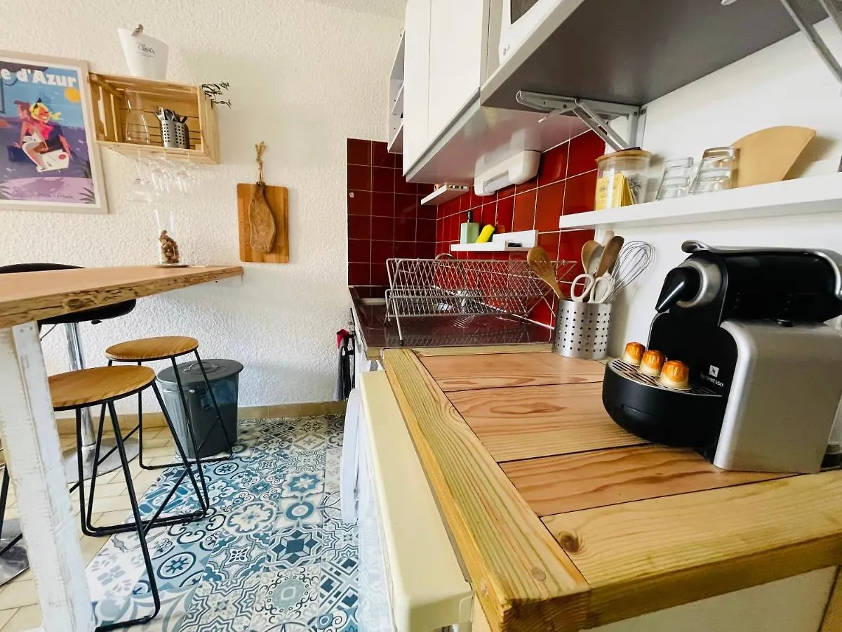 Cosy Deux Pieces Pour 4 Personnes En Centre Ville Classe Cavalaire-sur-Mer