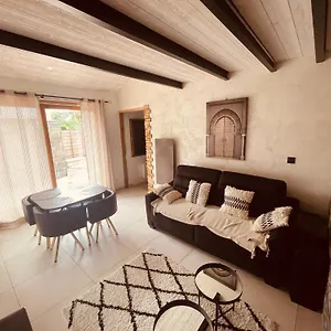 https://annecy-au-bord-du-lac-avec-terrasse-privee.hotels-rhonealpes.com